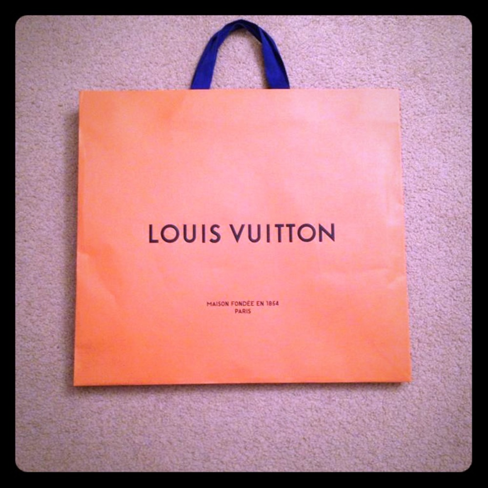 Large Louis Vuitton shopping bag